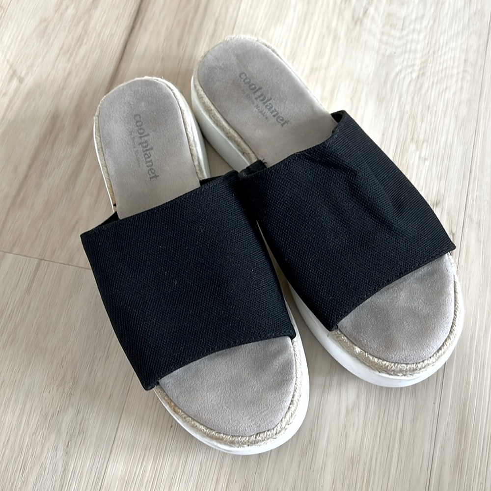 Cool Planet by Steve Madden Platform Sides